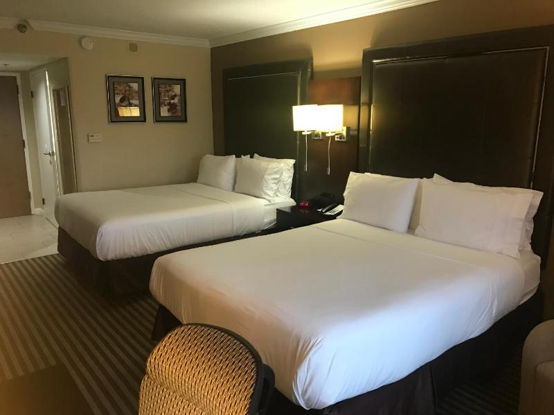 Standard Double or Twin Room image 3