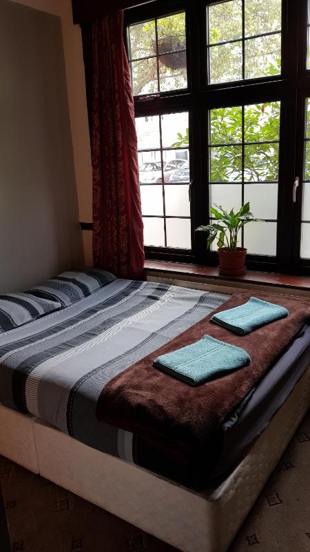 Double Room with Private Bathroom image 1