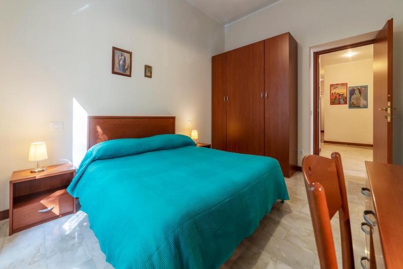 Apartment image 3