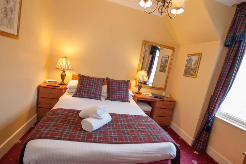 Standard Double Room image 2