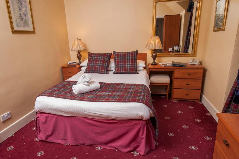 Standard Single Room image 4