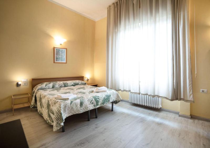 Single Room image 3