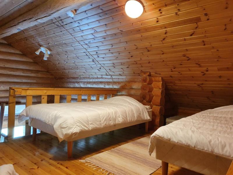 Chalet with two sleeping alcoves and sleeping loft image 3