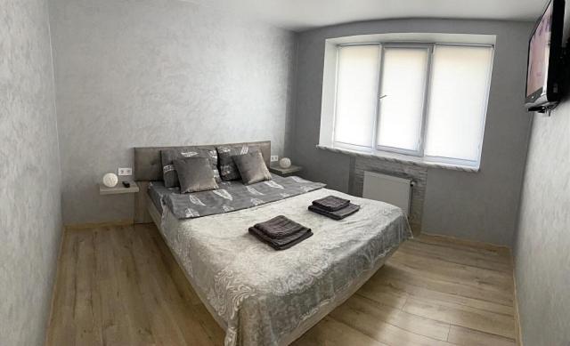 One-Bedroom Apartment image 1