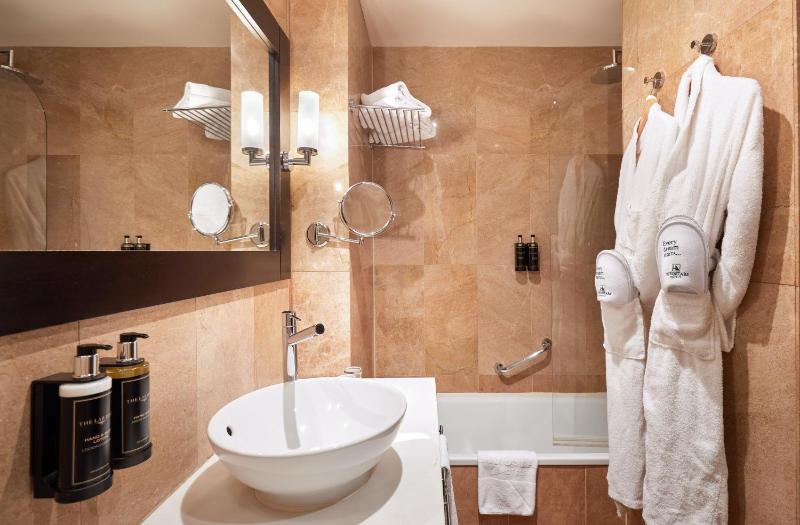 Single Room image 1