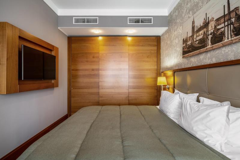 Apartment image 2