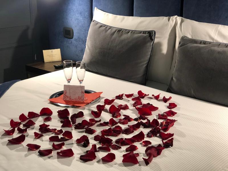 Superior Double Room image 3