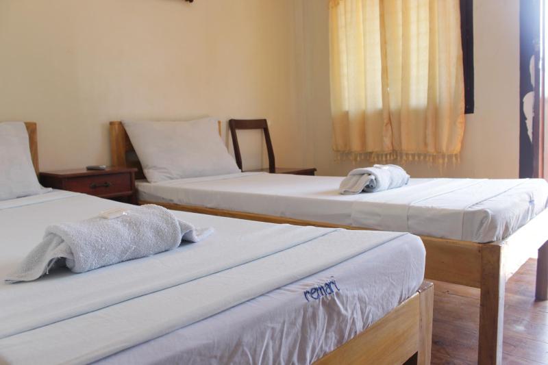 Economy Double or Twin Room image 2