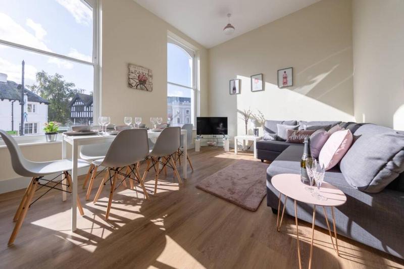 Two-Bedroom Apartment image 3