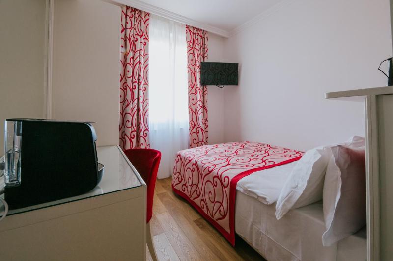 Hotel CittÃ  di Parenzo - image 40