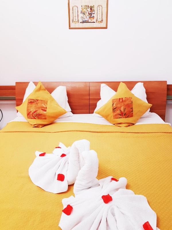 Studio Apartment (2 Adults) image 3