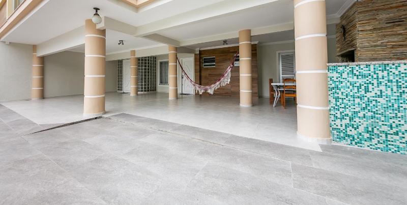 CASA PRAIA DA PINHEIRA - image 19