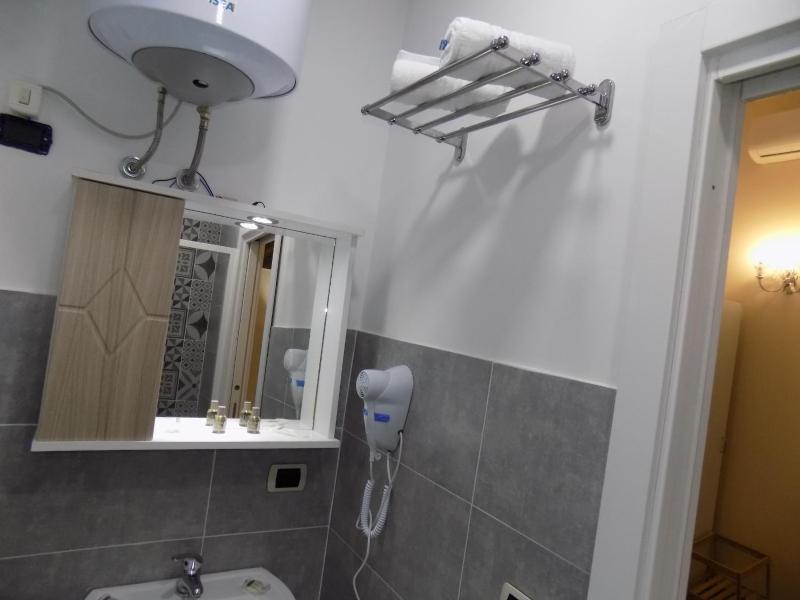 Double or Twin Room with View image 4