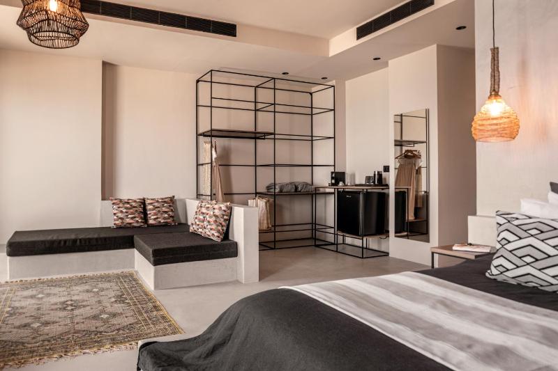 Suite with Balcony image 4
