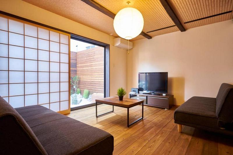 Kuromon House Images