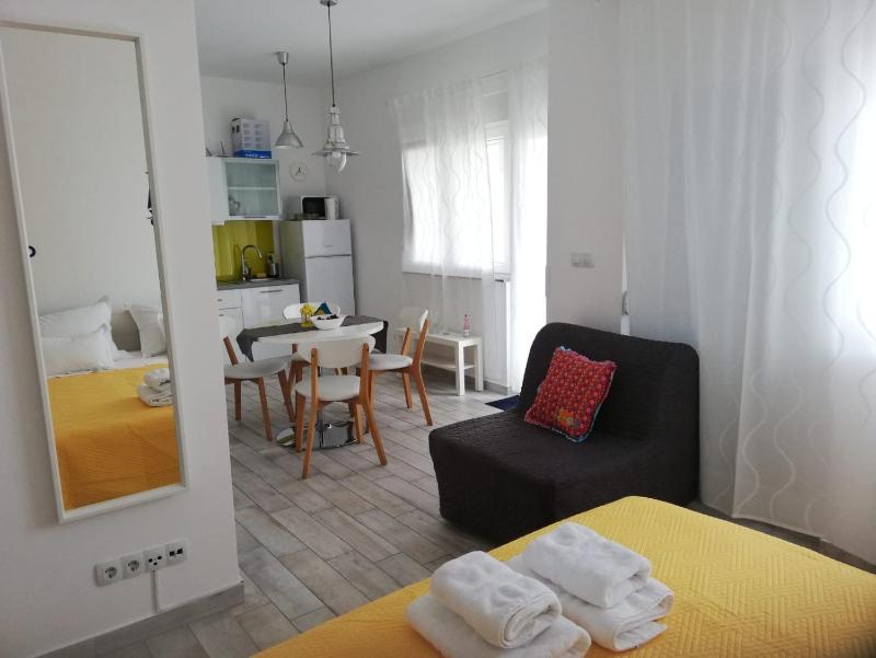 Apartment Villa Franci Pag with heating and open all year - image 13