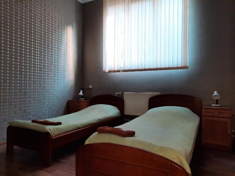 Budget Twin Room image 1