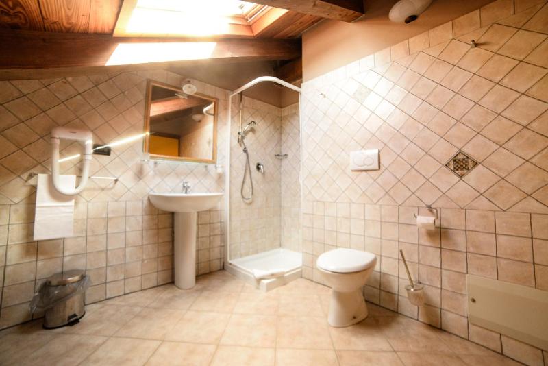 Studio Apartment image 4