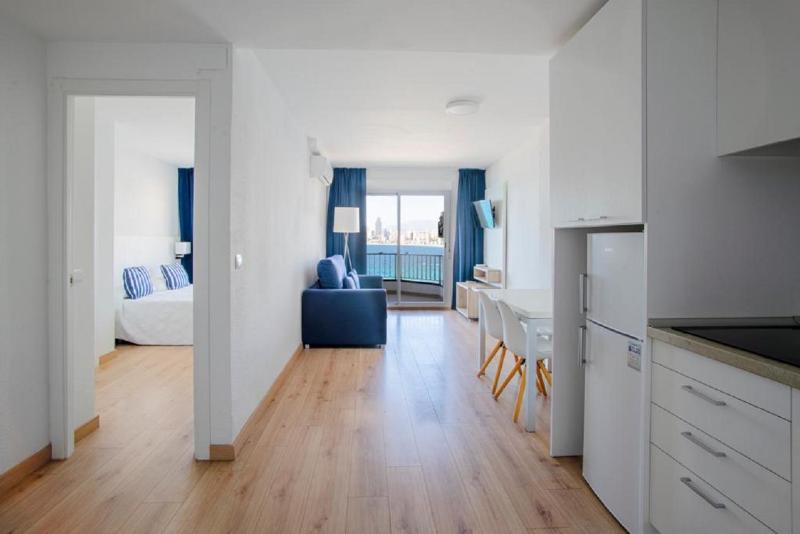 Apartamentos La Mar - image 10
