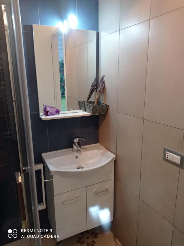 Double Room image 4