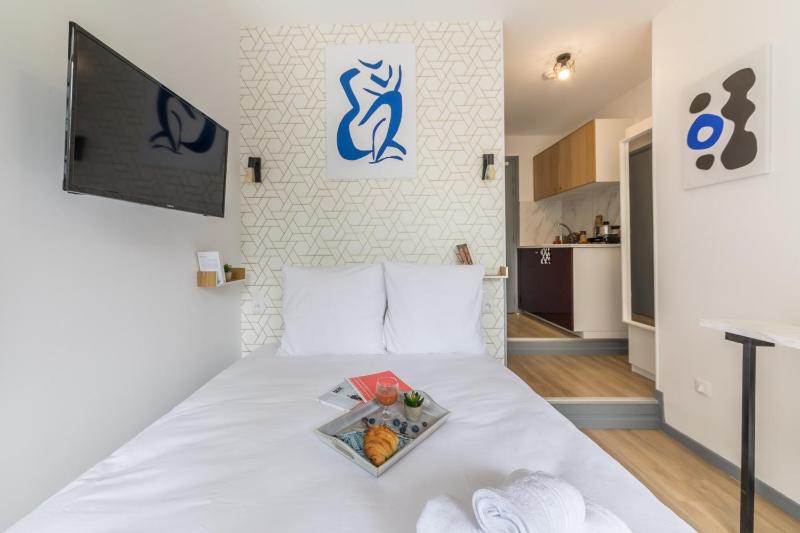 Standard Studio image 1