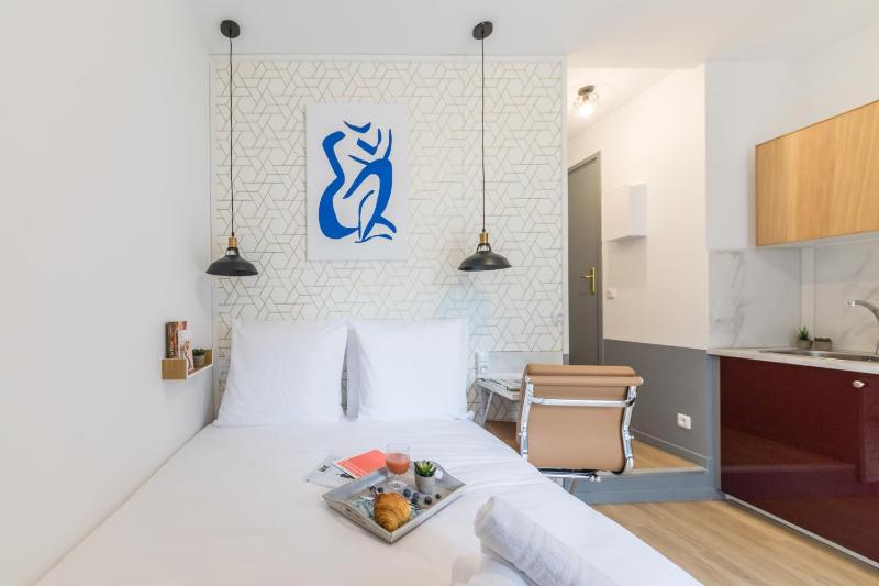 Standard Studio image 1