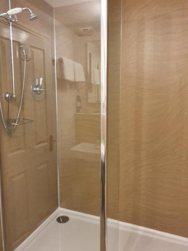 Deluxe Double Room image 3