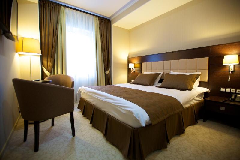 Standard Double Room image 1