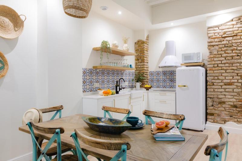 Atenea Malaga Apartments - image 33
