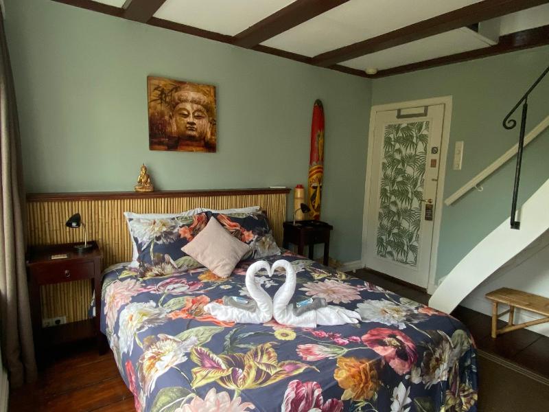 Superior Deluxe Double or Twin Room  image 1