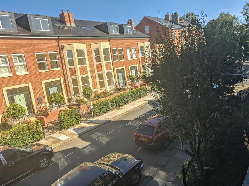 Classic Double Room image 2