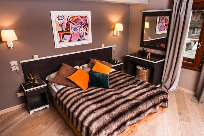 Double or Twin Room image 4