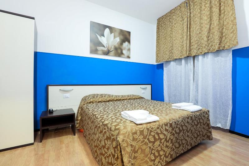 Single Room image 1