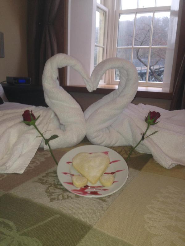 Superior Double Room with View image 1