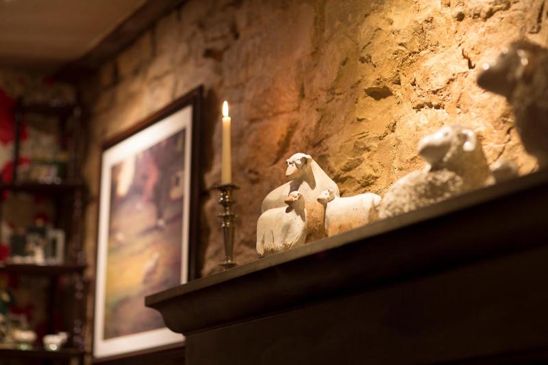 Shoulder of Mutton Inn - image 10