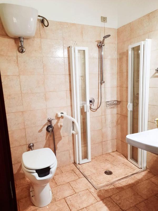 Budget Triple Room image 2