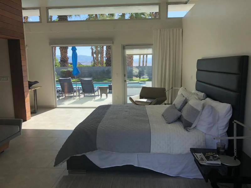 Villa Annika - Beautiful Villa with Large Pool and Spa - image 23