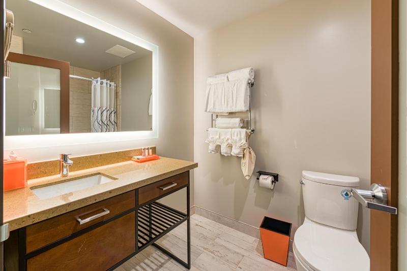Classic Double Room image 2