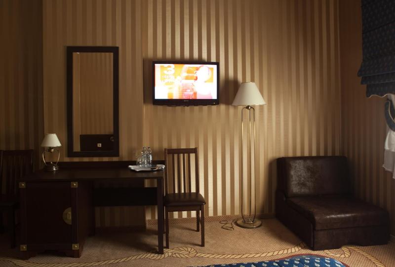 Single Room image 3