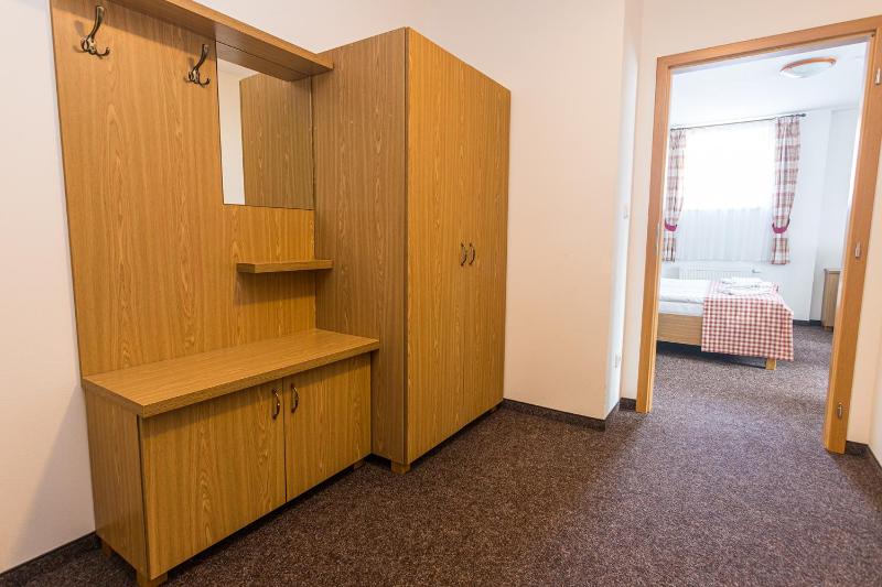 Quadruple Room with Bathroom image 2
