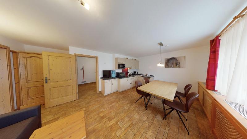 One-Bedroom Apartment with Terrace Annex image 3