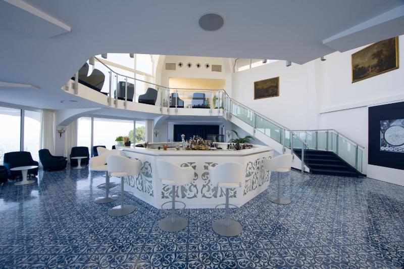Grand Hotel Excelsior - image 31