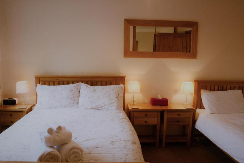 Double Room image 2