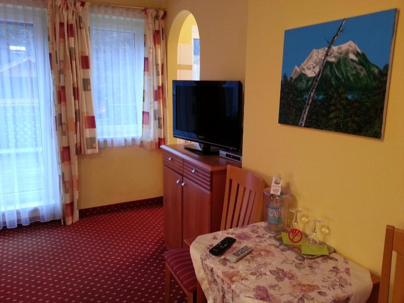 Double Room with Terrace image 4