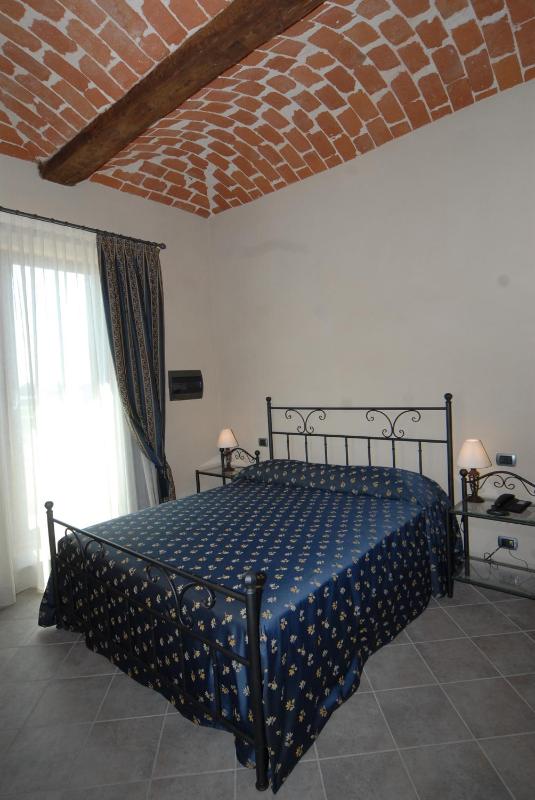 Double Room image 4