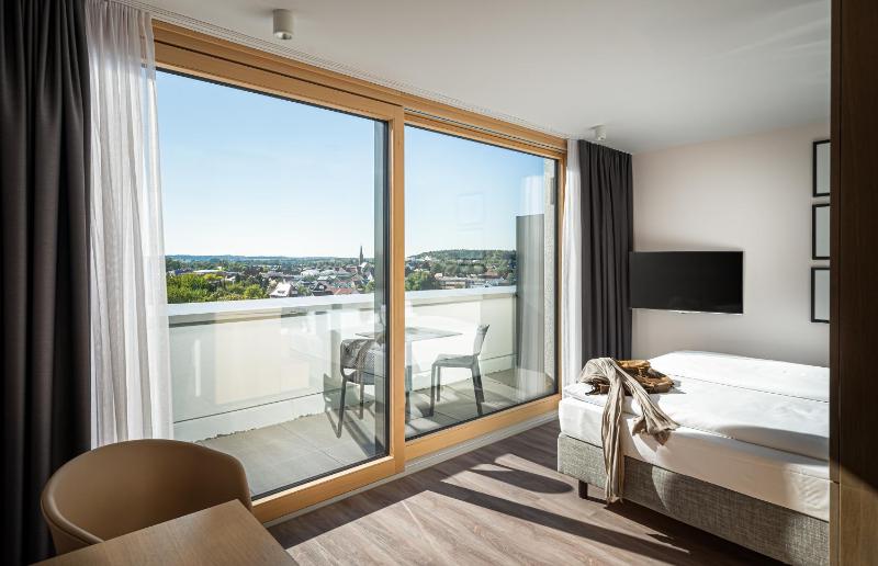 Double Room image 3