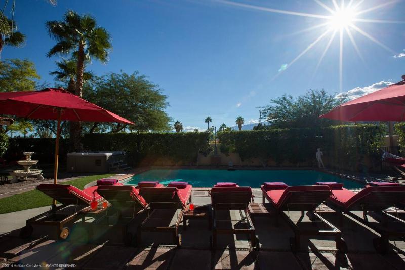 Villa Cristine - Spanish Style Palm Springs Villa - image 16