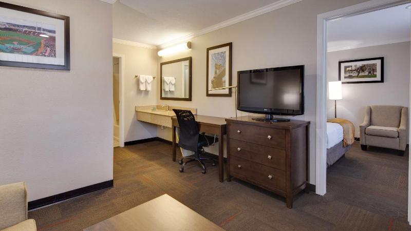 Double Suite - Non Smoking image 4