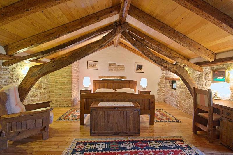 Four-Bedroom Villa image 1