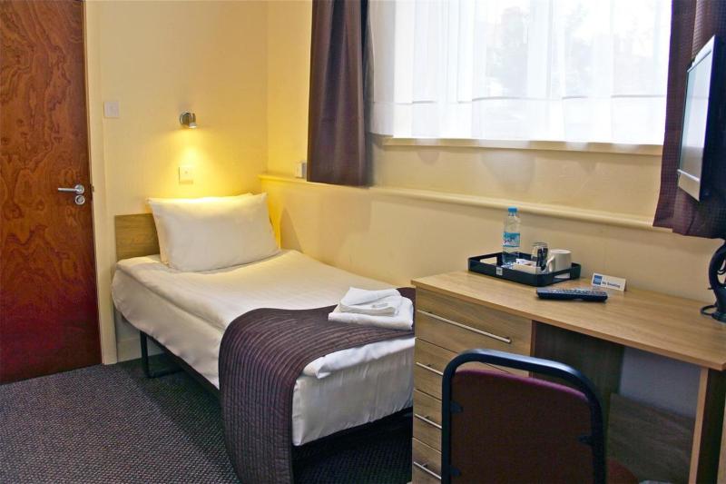 Standard Single Room image 1